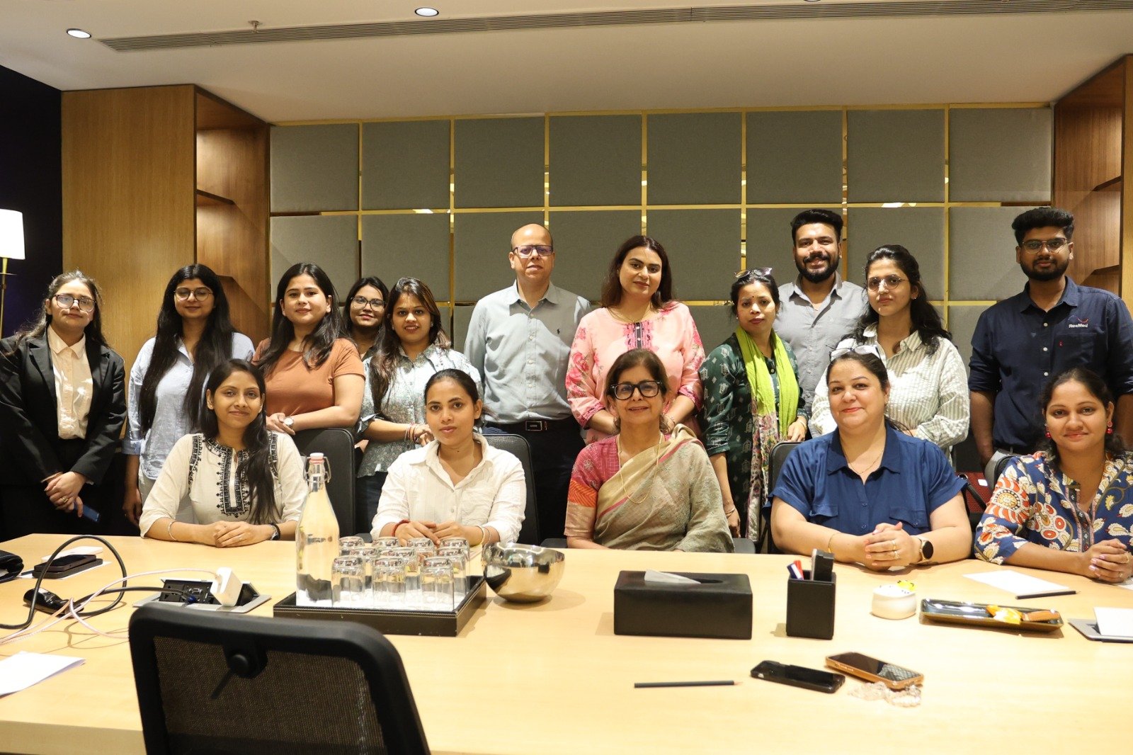 Group photo of participants and faculty at the Sleep Educator Programme Certificate Ceremony