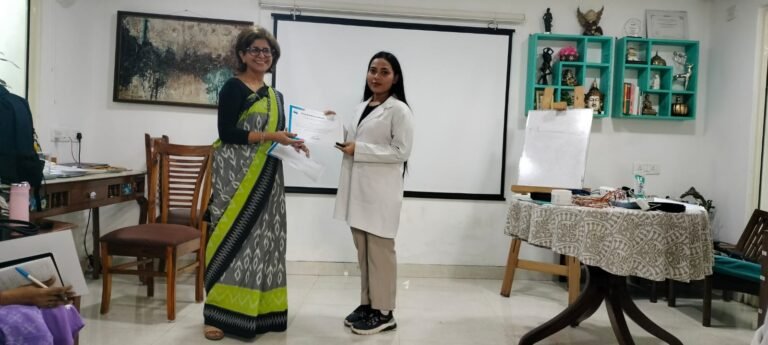 Sleep Study Workshop, 23 November 2024 — certificate distribution, photo 4